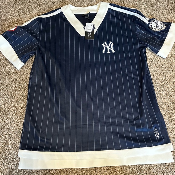 Free People x The Wild Collective New York Yankees Top - Picture 2 of 7